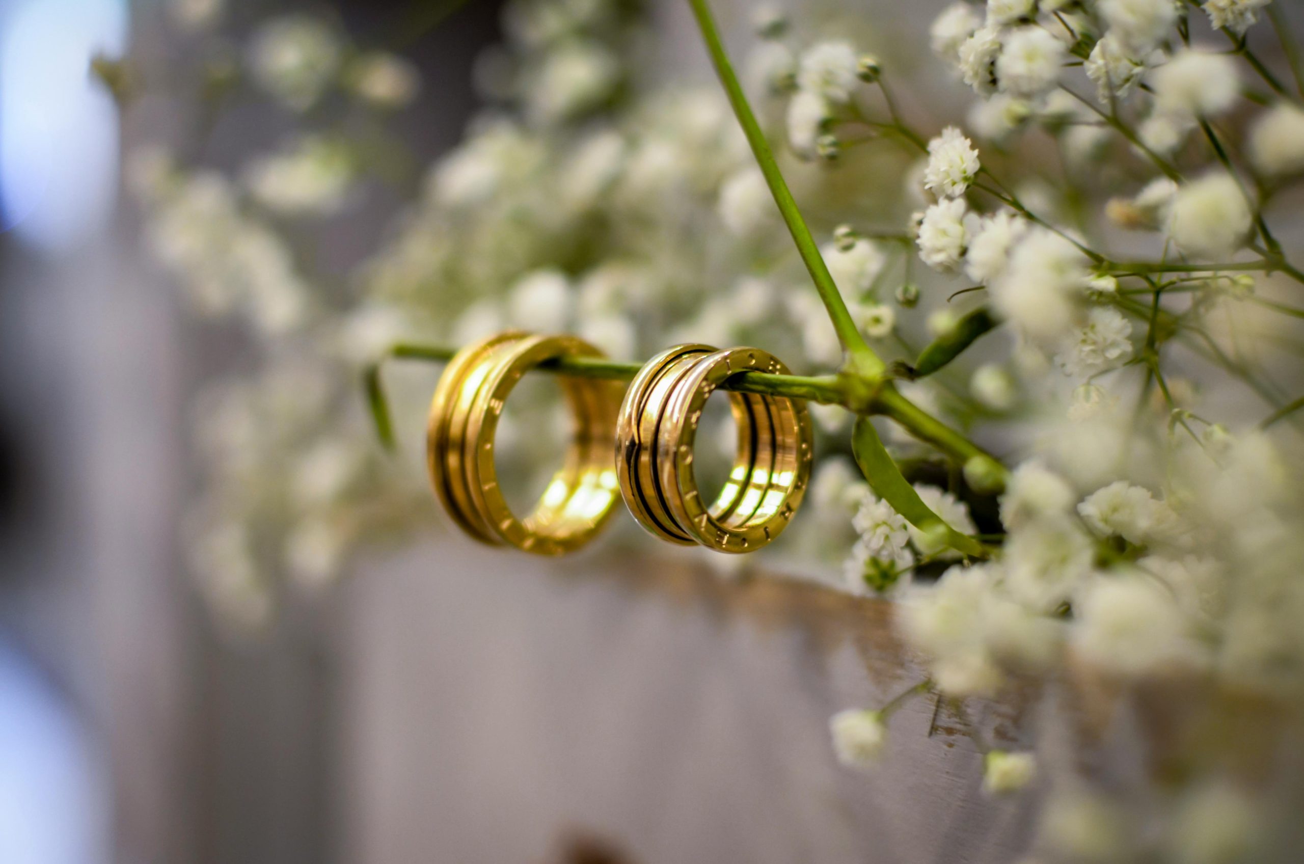 High quality gemstone rings for Sophisticated Looks